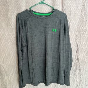 Mens large under armor shirt